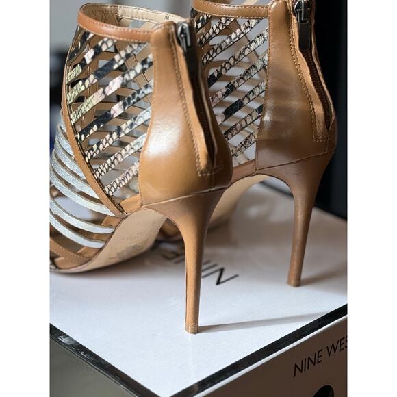 Nine West SZ 7 in Box Tan Leather 4" STILLETO Heel PEEP TOE Snakeskin Metallic - Picture 15 of 16